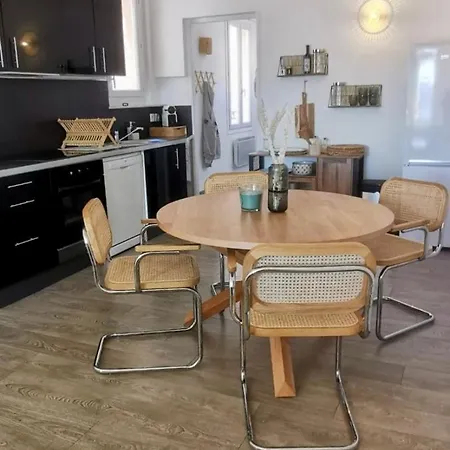 Port Apartment